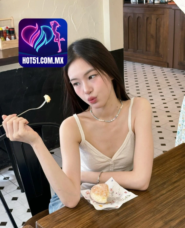 Miles Whitman HOT51.COM.MX